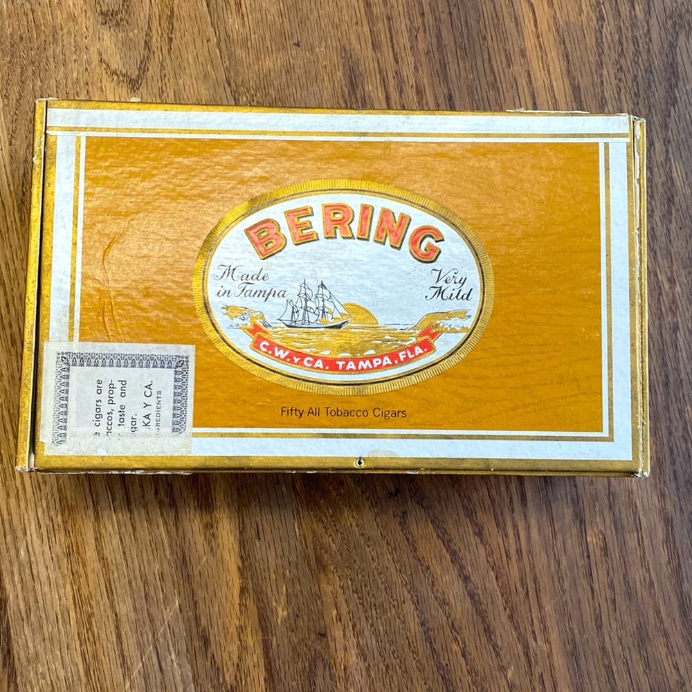 Vintage Cigar Box. Bering Champions, Tampa Fla.